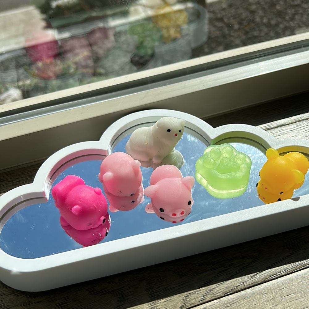 Bundle of 6 squishy, fidgets squish, YUM jiggly, pals